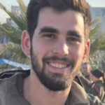יובל עזרא